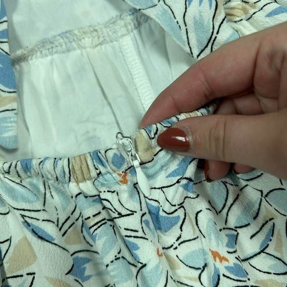 Mahina Floral Print Romper - Picture 5 of 6